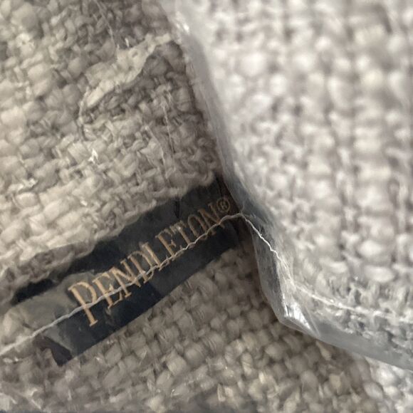 NWT Pendleton Plains star boucle Gray navy Throw Pillow Cotton Aztec 20" x 20 - Picture 8 of 9